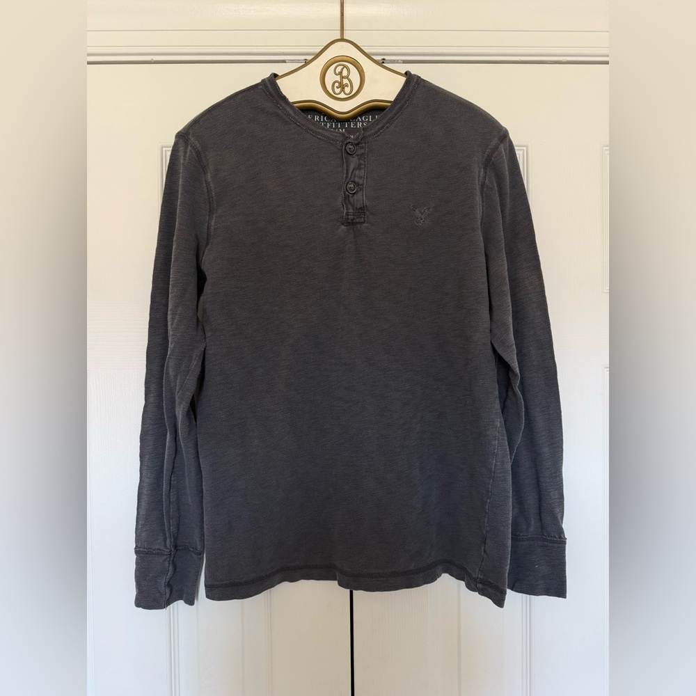 American Eagle Outfitters Charcoal Long-Sleeve Henley